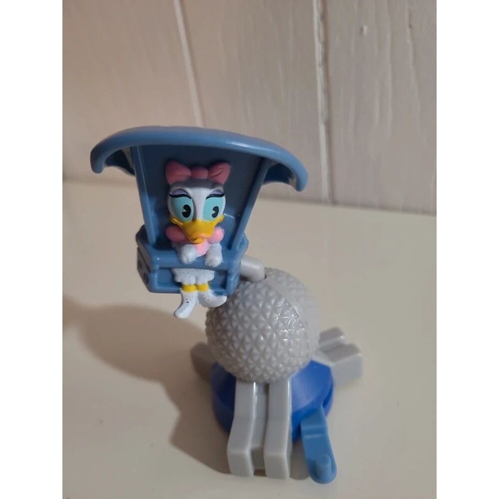 2022 McDonald's Happy Meal Toy Daisy Duck Soarin’ Around The World